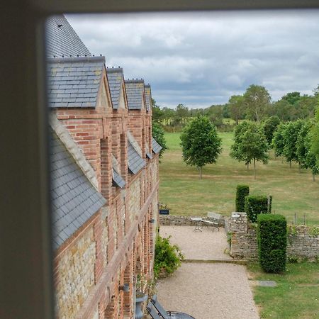 Le Domaine De Ravenoville - Pierres D'Histoire 외부 사진